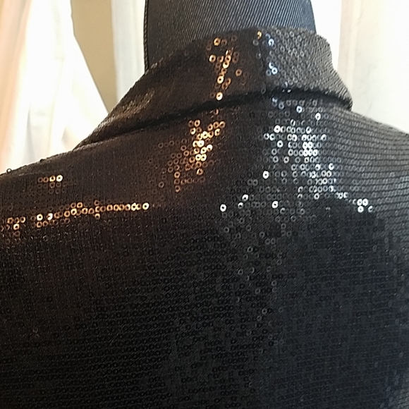 Sparkle the night away black blazer - Picture 5 of 6